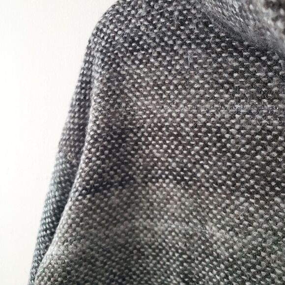 Max Studio Green Knit Turtleneck Sweater L - Picture 2 of 5